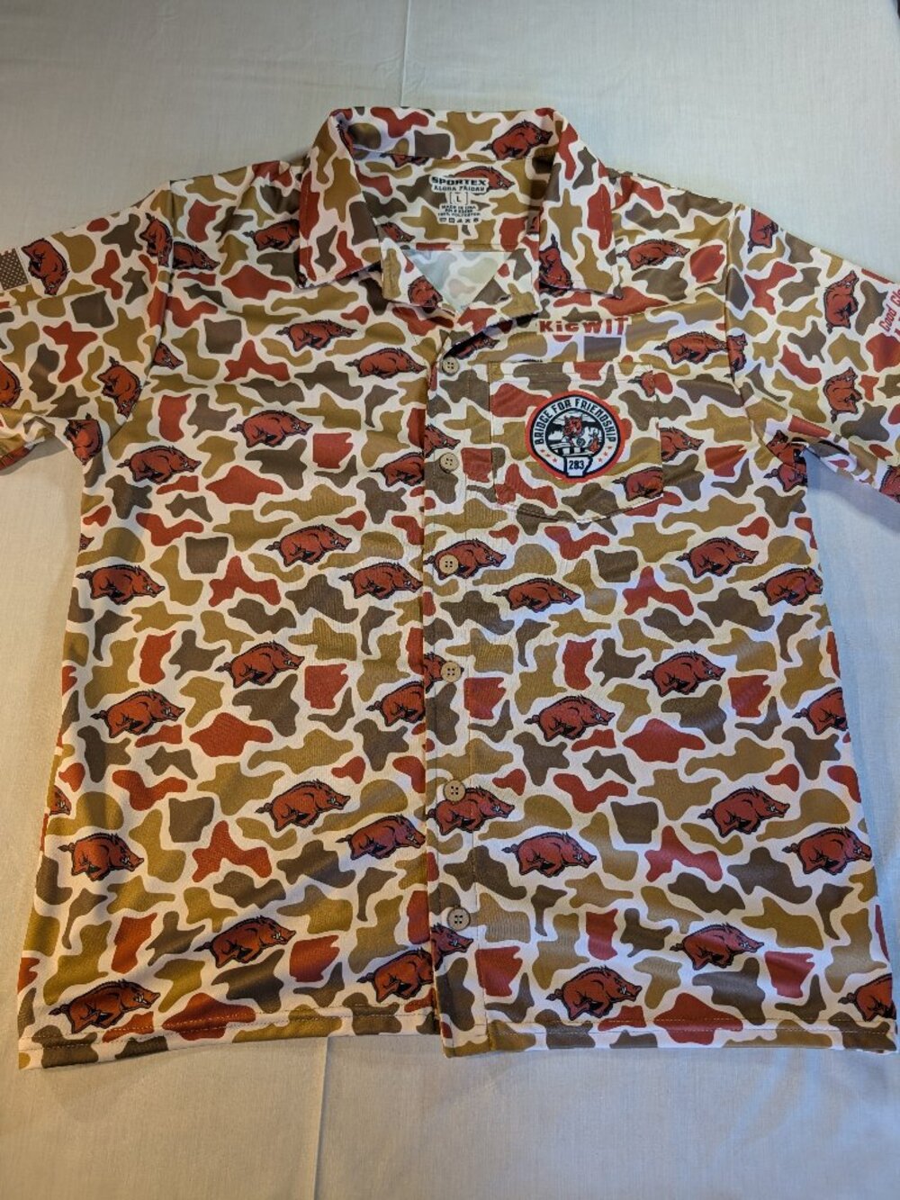 Arkansas Razorbacks Hawaiian Camo Shirt (Large) Sportex Aloha Friday Made in USA